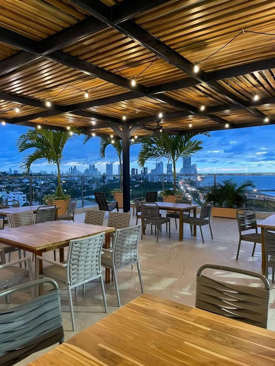 Hotel Wyndham Garden Cartagena Exterior foto